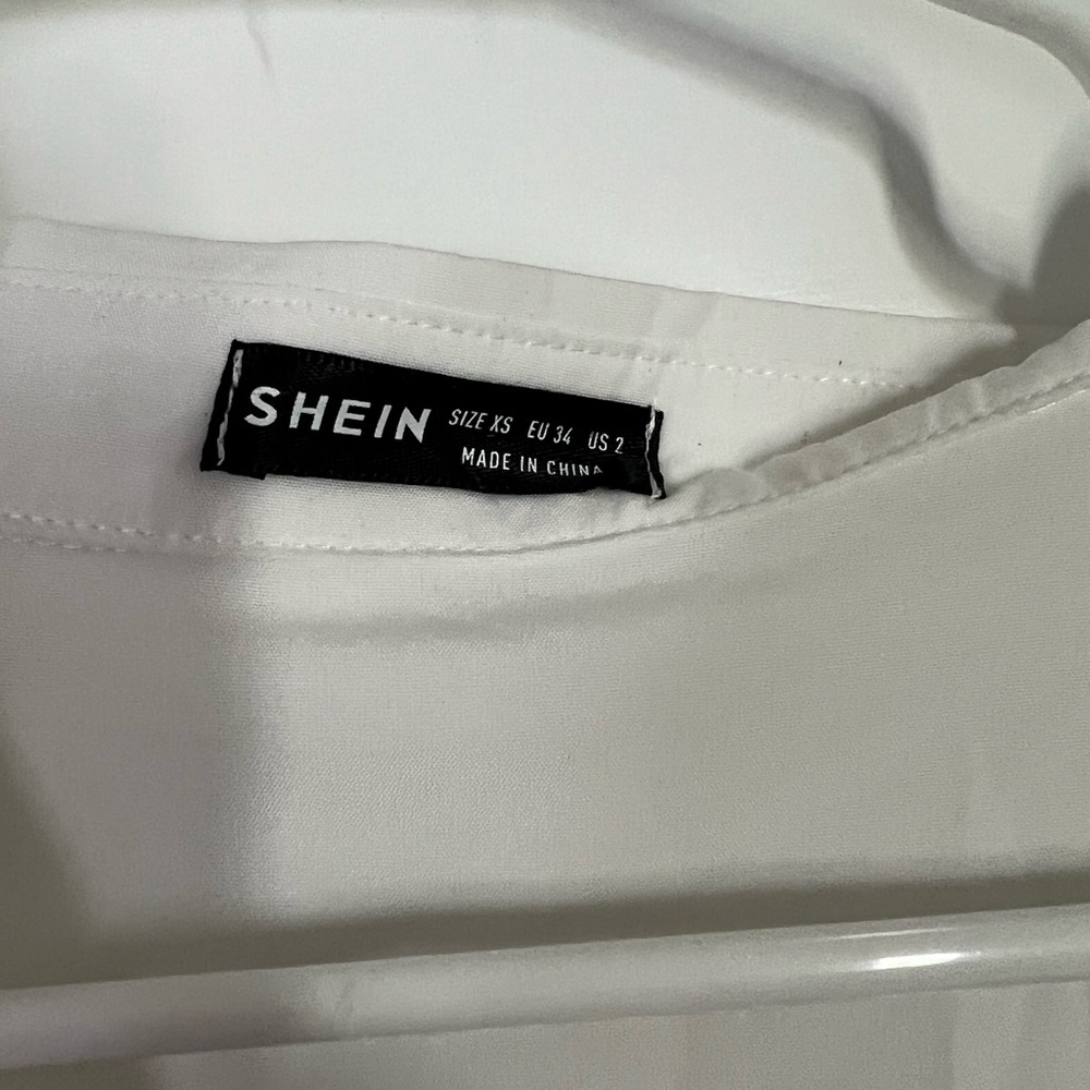 ⚪️⚪️ never worn SHEIN dress top, lightweight and dropped. Size XS